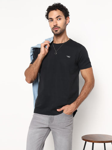 RED CHIEF Black Cotton Poly T-Shirt for Men 8220318 001