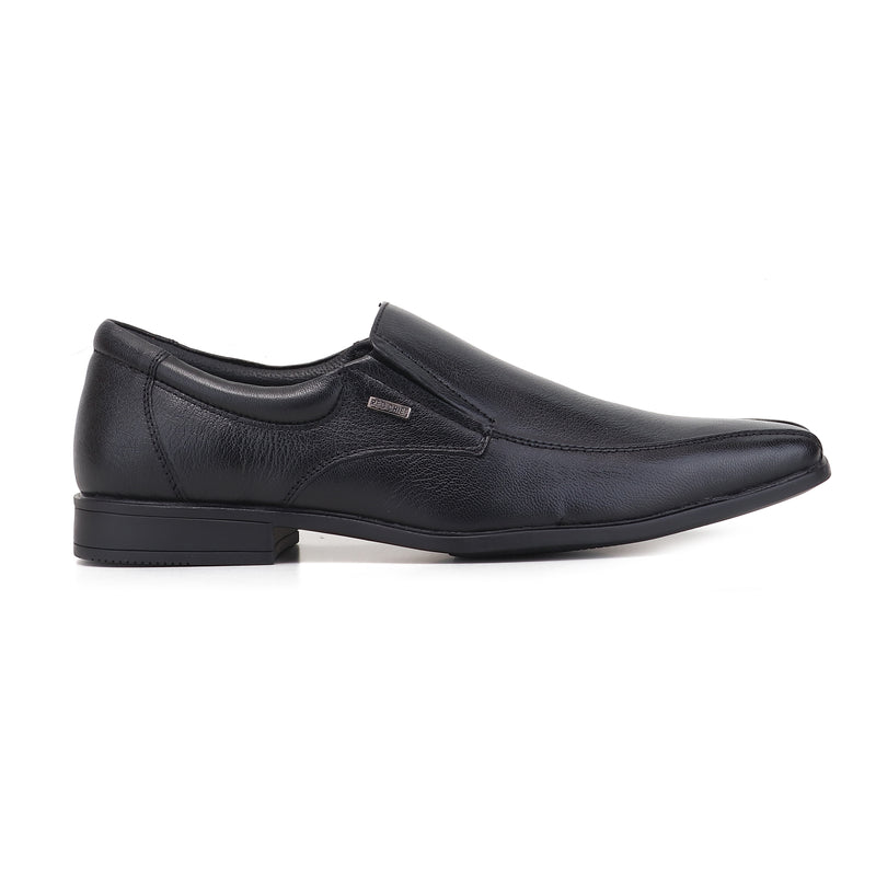RED CHIEF Black Leather Formal Shoes for Men RCE2115 001