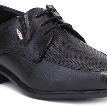 RED CHIEF Black Leather Formal Shoes for Men RC2197 001