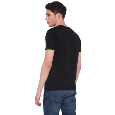 Red Chief Black Solid T-Shirt for Men O-8220042 001