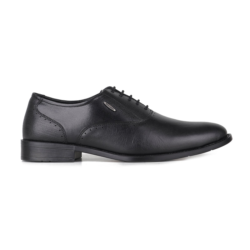 RED CHIEF Black Leather Formal Shoes for Men RC3970 001